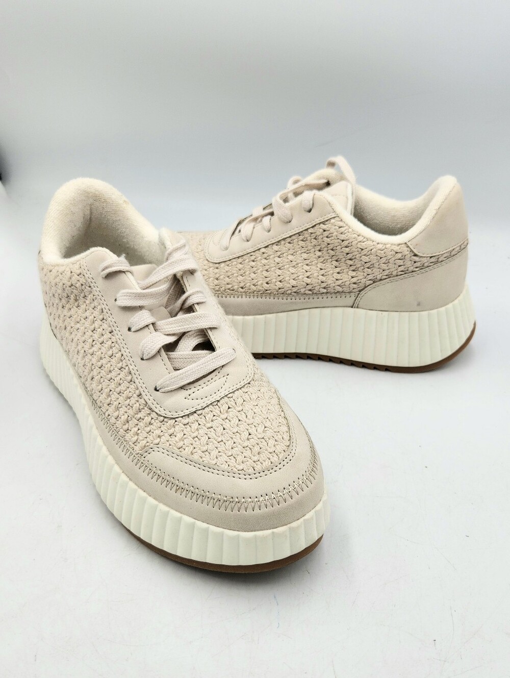 Madden NYC Sweater Knit Platform Sneaker Womens 8.5 Beige Chunky Casual Y2K Shoe